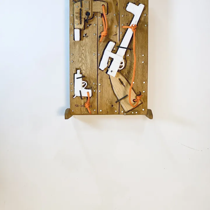 Disarming Gun Cabinet DC-01